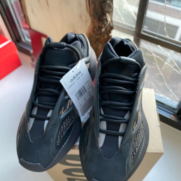 Adidas yeezy 700 V3 clay brown - Picture 6 of 7